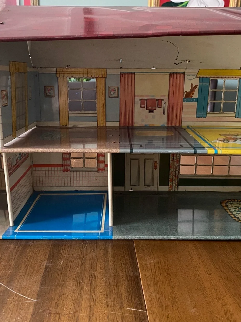 1950's Tin Litho Print Doll House